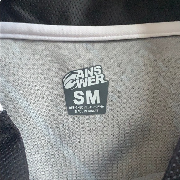 Answer Jersey - Picture 3 of 5